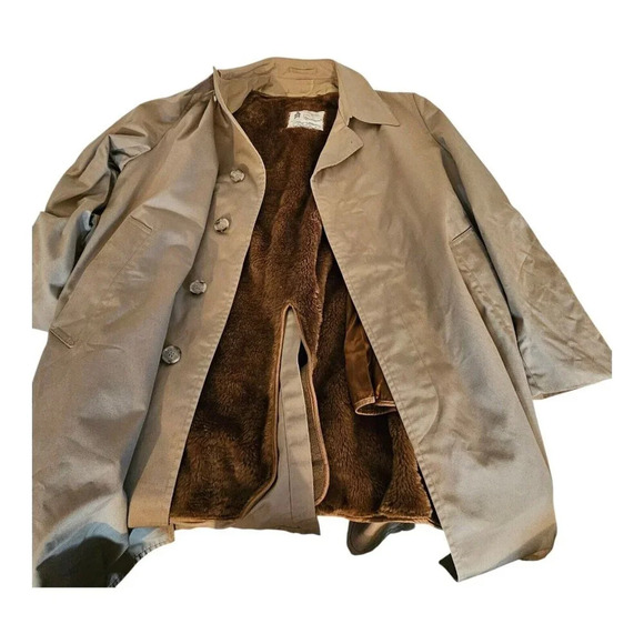 Original LONDON FOG Khaki Trench Coat Size 40 Reg w/Removable Thinsilate Lining - Picture 3 of 9